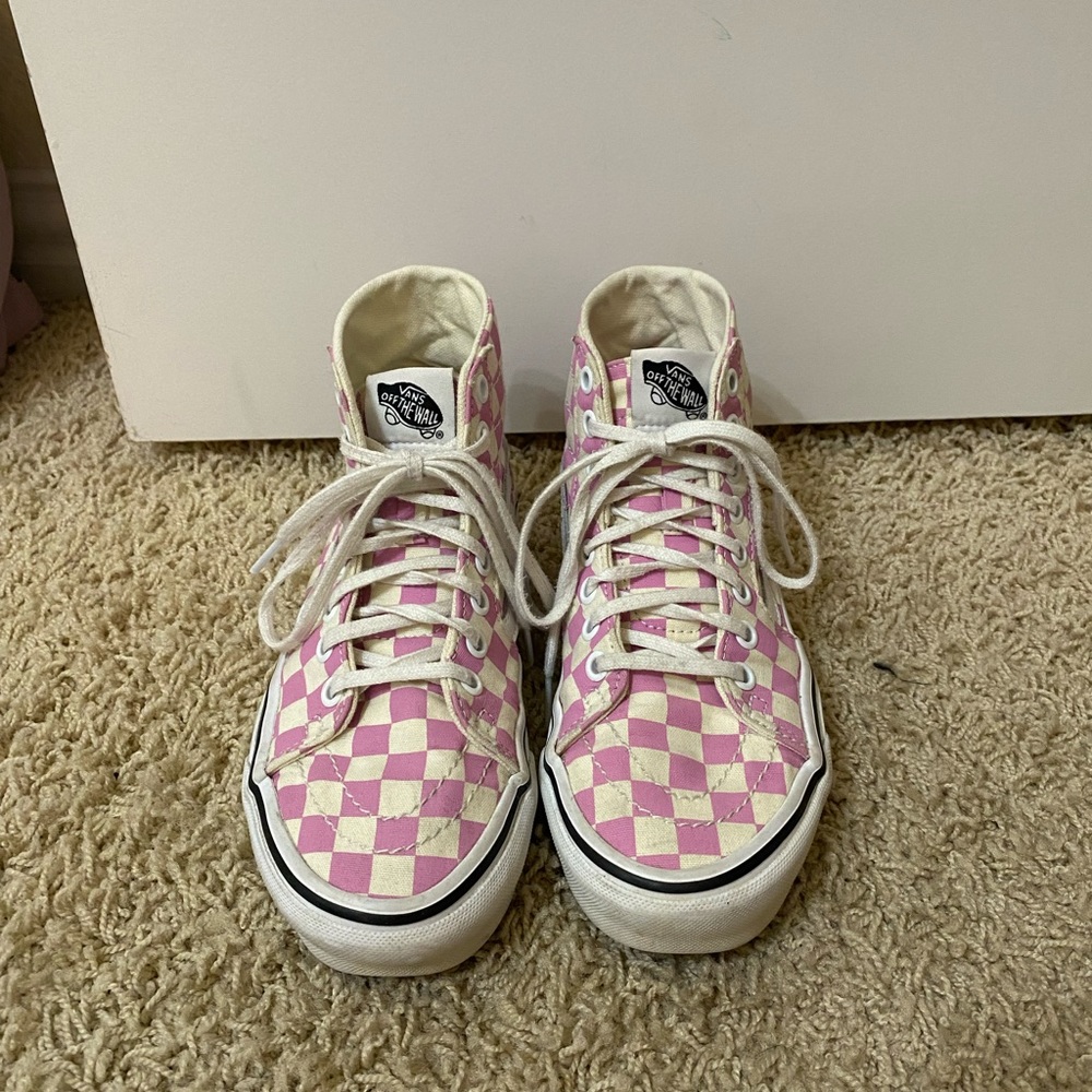 Pink & Cream checkered high top vans